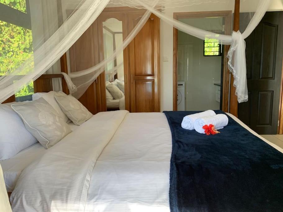 Crystal Seychelles Seaview Upper Floor